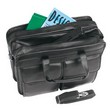 Borsa business portadocumenti e porta laptop in similpelle. Due tasche frontali, ampia sezione organiser e sezione con divisori per documenti cartacei. Morbida maniglia a mano e tracolla staccabile. Scomparto imbottito per il laptop.