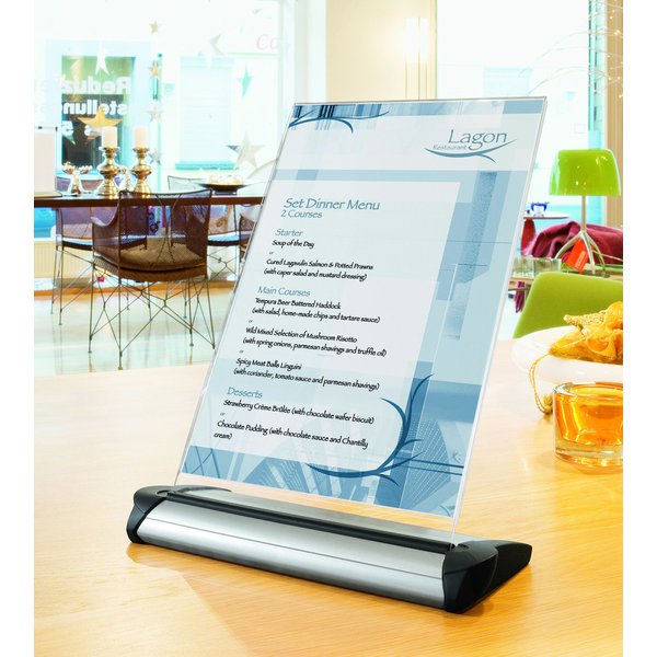Espositore da tavolo innovativo con base in alluminio e pannello in acrilico cristallino. Dotato di 4 diversi angoli di posizione, 90°, 80°, 70° e 60° assicura in ogni momento e con ogni illuminazione una perfetta visione della documentazione esposta. Disponibile nei formati 1/3 A4, A5 e A4. Facile da montare e smontare.