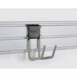 Funzionale e versatile sistema organizzativo per aree lavoro ideale sia per allestire pareti in piccole officine sia per aree private. Estremamente versatile grazie ai diversi tipi di accessori può accogliere prodotti in appoggio oppure appesi.<br/>Codice 185462: Kit per la sistemazione di utensili e attrezzi con portata complessiva 180 kg. Include: 2 pannelli Slat track 48’’ (cad. 121,87 cm x  15,23 cm) + piastra di congiunzione in metallo, 15 ganci (1 Hook 4’’, 1 Hook 6’’, 1 Hook 8’’, 6 mini hooks T; 6 mini hooks C), 2 tappi di chiusura laterale. Il pannello Slat track 48’’ è compatibile con tutti i ganci e i cesti della gamma Terry