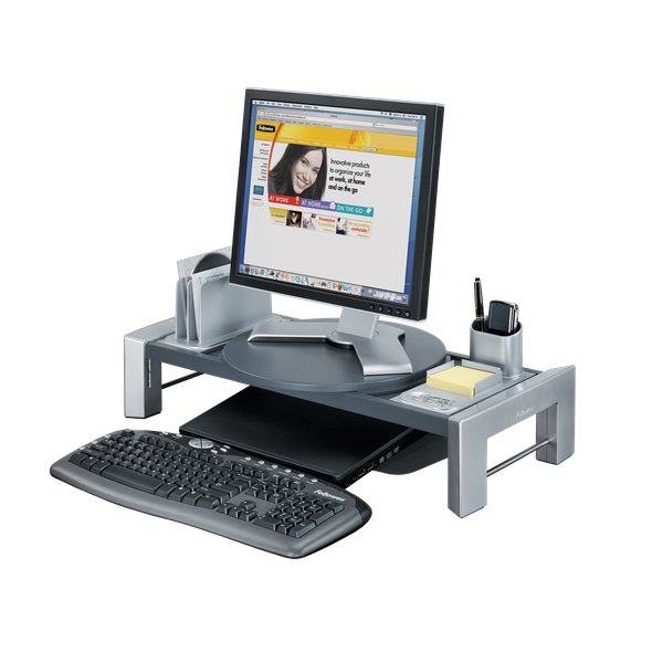 Elegante supporto per monitor a schermo piatto, regolabile in altezza in tre diverse posizioni. L’ampia superficie di appoggio è personalizzabile in quanto tutti gli elementi sono posizionabili a scelta delll’utente; comprende un ampio ripiano circolare per il monitor, un piccolo classificatore da scrivania e un portaoggetti/portapenne. Passacavi sul retro. Incluso nella confezione un grande tappetino antiscivolo per evitare graffi alla superficie della scrivania. Dimensioni 14x65x29,5 cm. Colore grigio scuro e metallizzato.