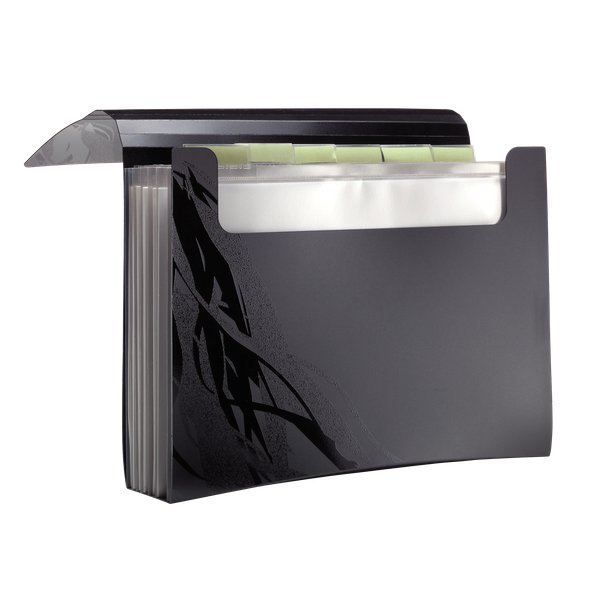 Pratico raccoglitore a 7 tasche, dotato di targhette per la personalizzazione. Chiusura ad incastro. Adatto per avere a portata di mano i documenti di casa o dell'ufficio. Colore nero. Prodotto 100% riciclato, 100% riciclabile, 100% riutilizzabile.